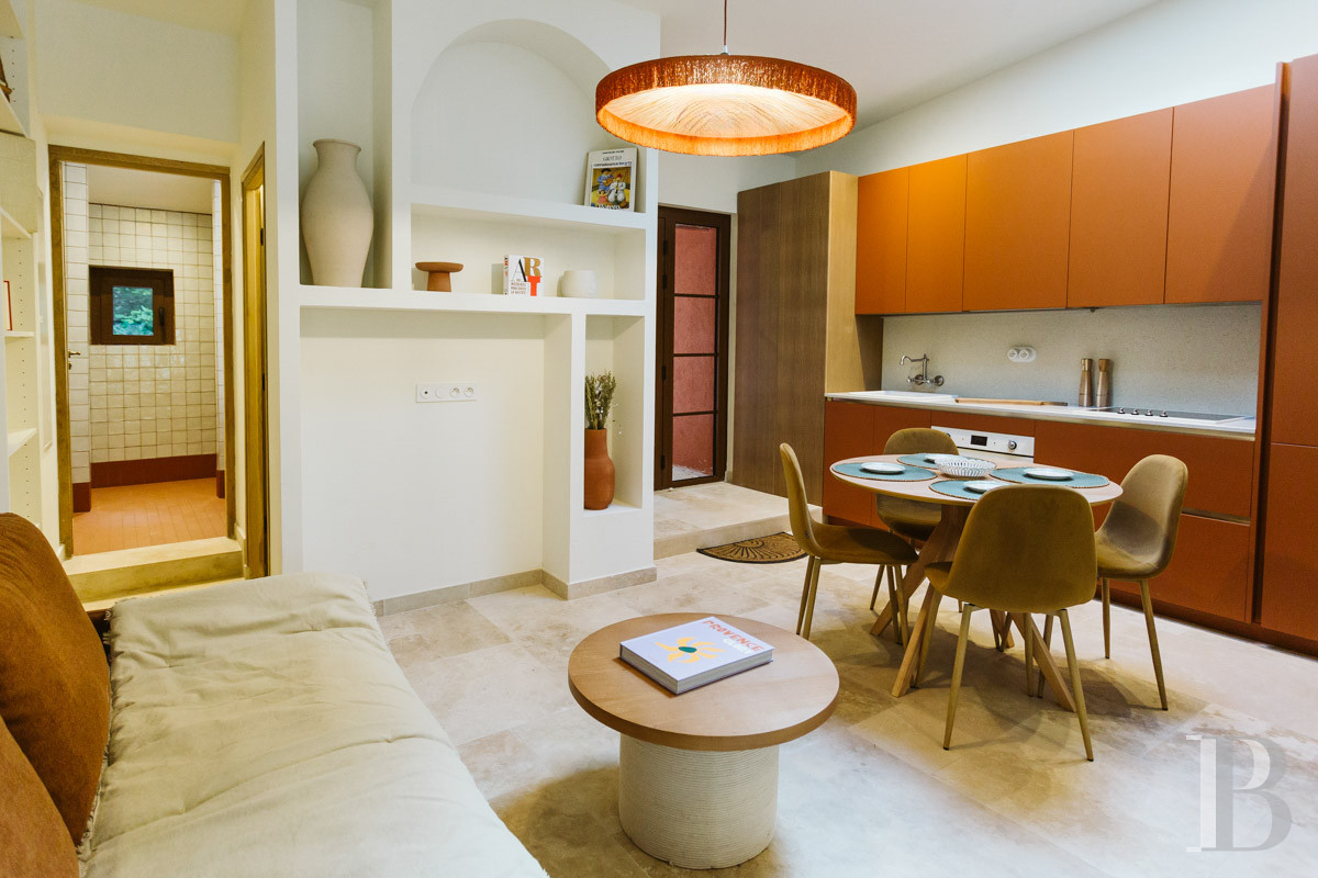 An estate dedicated to holidays and horse riding between Aubagne and Saint-Cyr-sur-Mer in the Bouches-du-Rhône department  - photo  n°17